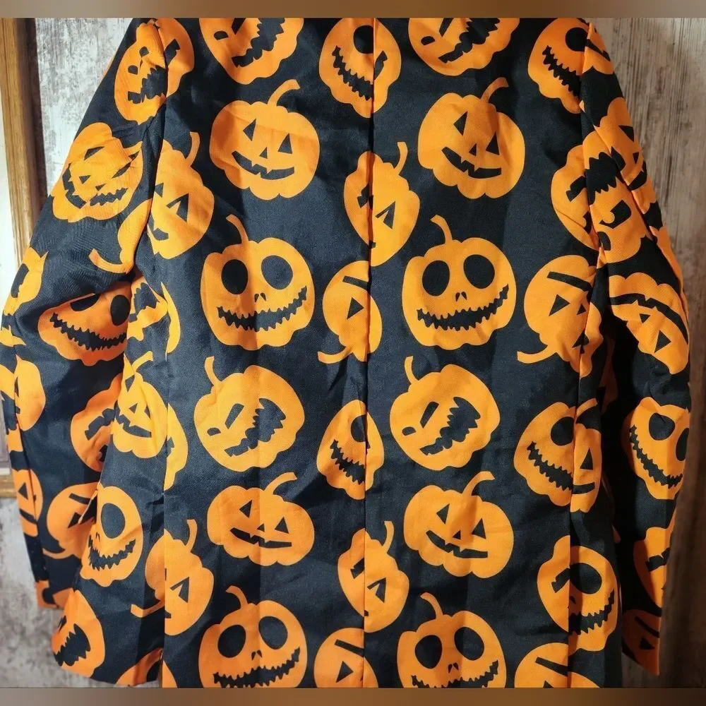 Spirit Halloween Pumpkin Suit - Black and Orange Jack-O-Lantern Big Boys